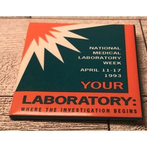 Vintage Button pin pinback‎ collectable Souvenir Promo National Medical Lab Week